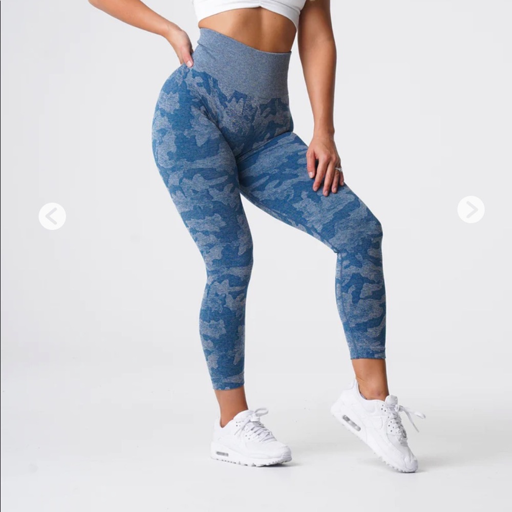 NVGTN camo seamless